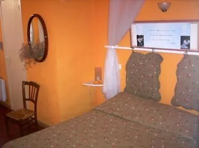 Maison D'hotes Douce France Bed and Breakfast