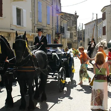 Bed and Breakfast Maison D'hotes Douce France Comps (Gard)