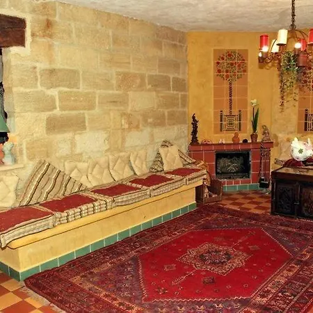 Maison D'hotes Douce France Bed and Breakfast