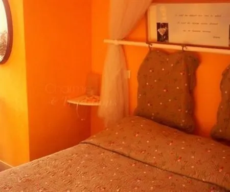 Bed and Breakfast Maison D'hotes Douce France *